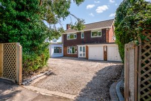 Photo 32- click for photo gallery